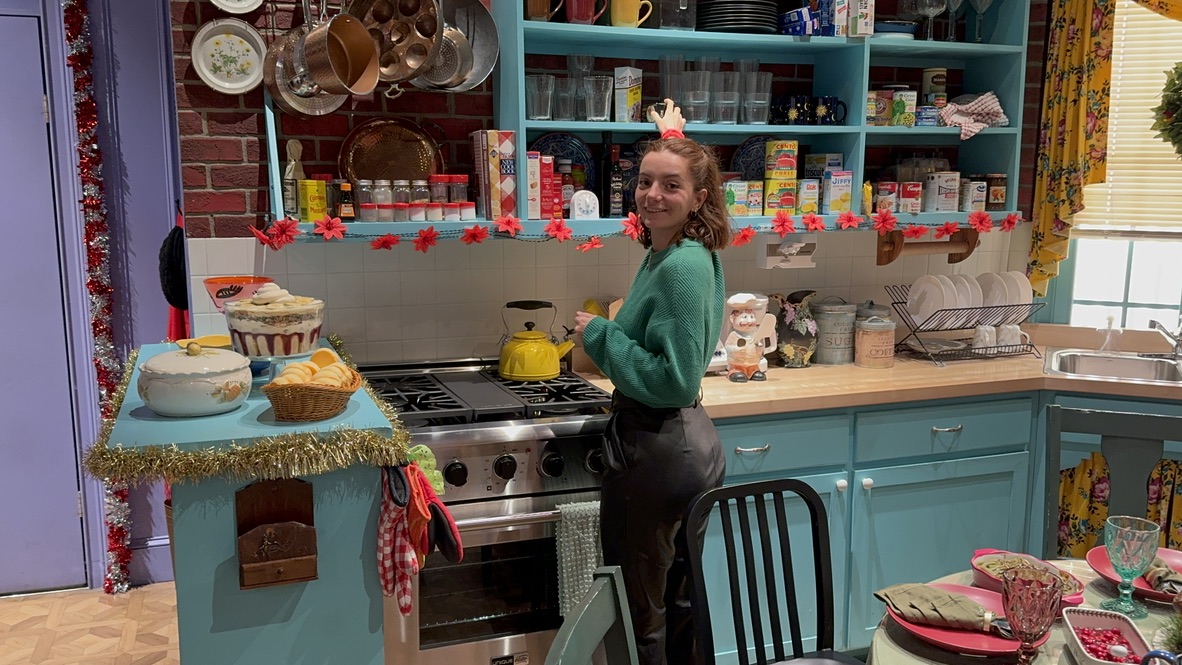 Virginie dans la cuisine de Friends Experience